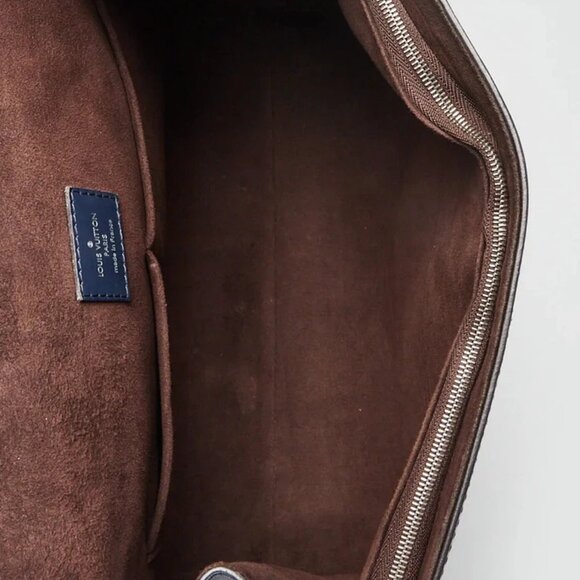 Louis Vuitton Indigo Epi Leather Cluny MM Bag - Picture 9 of 12